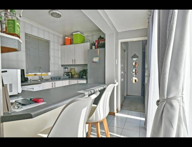 1 BEDROOM APARTMENT FOR SALE IN GLENANDA